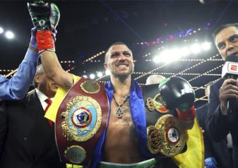 Lomachenko 4th world title-photo by Mikey Williams