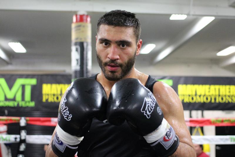 Ahmed Elbiali Discusses Fighting Allan Green