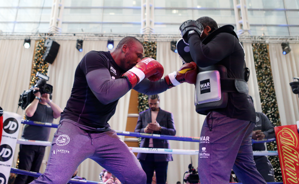 Whyte And Chisora Relaxed Ahead Of London Rematch