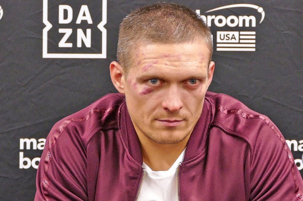 Oleksandr Usyk reacts to heavyweight debut in which he got hit just 21 times (video)
