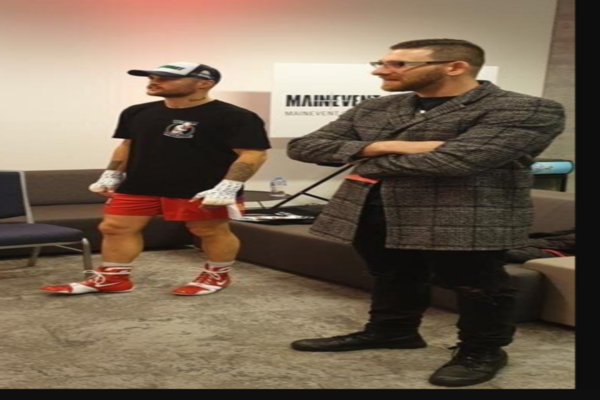 Mike Altamura struggles with the loss of his champion - Dwight Richie