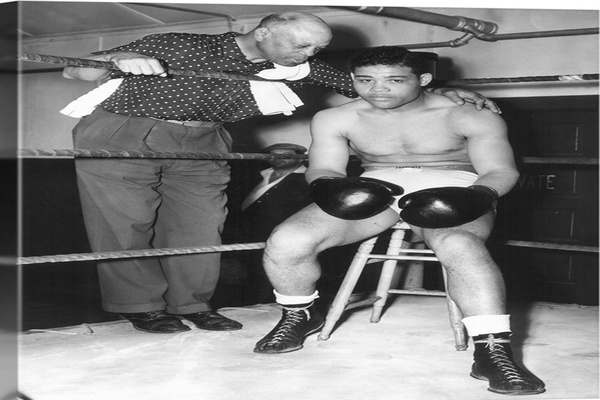 Joe Louis and the 'Bum of the Month' - Oh yeah?