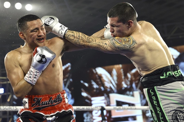 Gabriel Flores Jr. knocks Jason Velez down twice, wins by sixth round knockout