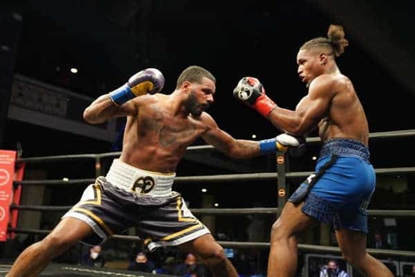 Two-time world champion Anthony Dirrell and Kyrone Davis fight to draw