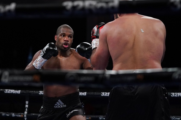 Daniel Dubois scores one-punch knockout over Bogdan Dinu