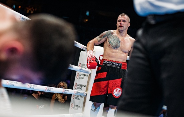 Mairis Briedis defends world titles with stoppage win over Artur Mann