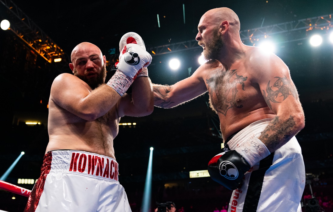 Robert Helenius vs Adam Kownacki - Photo by Ryan Hafey _ Premier Boxing Champions 