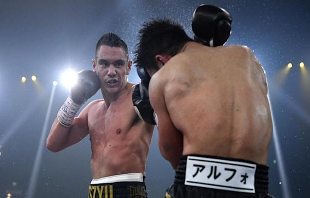 Tszyu defeats Inoue  Tszyu defeats Inoue