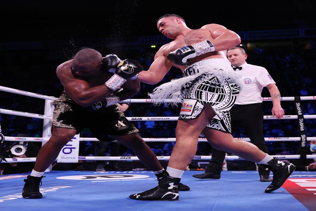 Parker defeats Chisora in rematch photo by Mark Robinson 