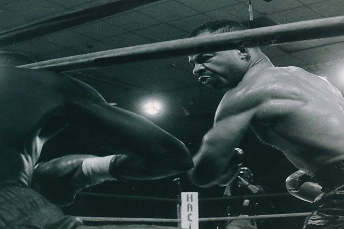 Buck Smith Singer Max Boxing - News - The Buck stops here: Buck