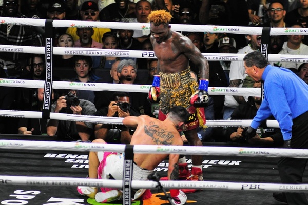 Jermell Charlo stops Brian Castano in rematch, Boots Ennis dominates