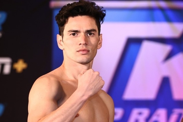 Rising lightweight Giovanni Cabrera fights this Saturday in Las Vegas