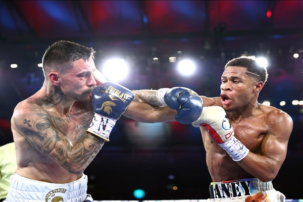 Devin Haney outpoints George Kambosos, rematch in the works