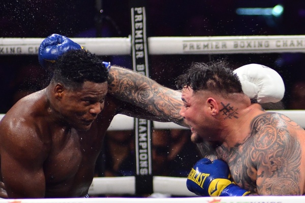 Andy Ruiz floors Luis Ortiz three times, wins fight by close unanimous decision