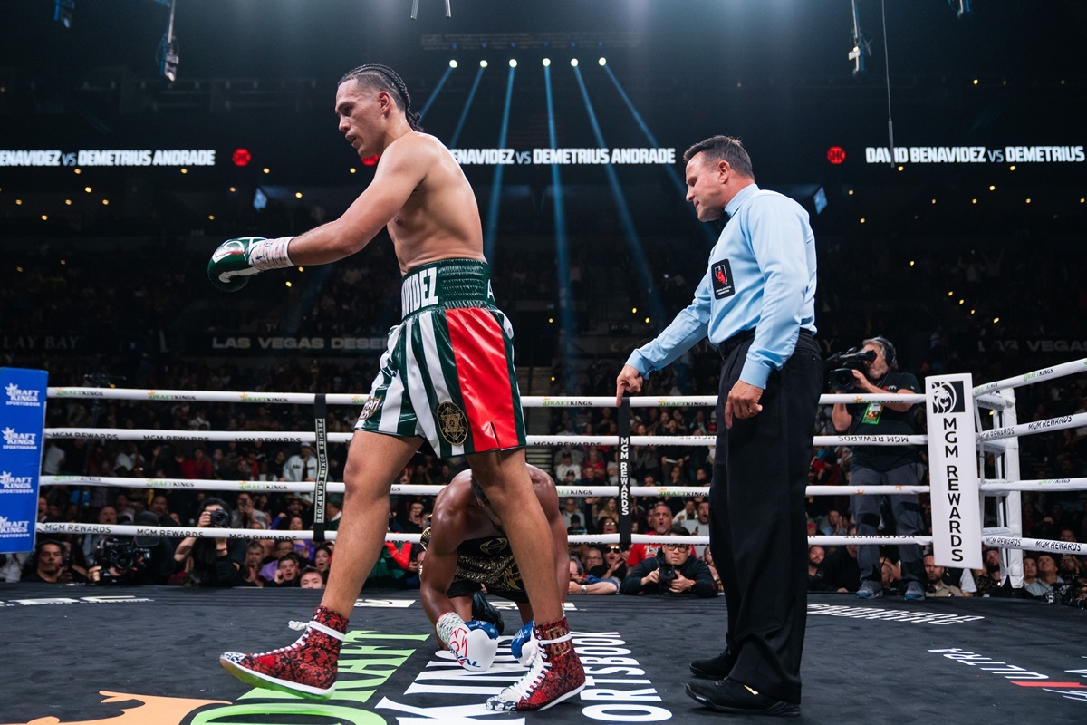 David Benavidez stops Demetrius Andrade Photo by Ryan Hafey Premier Boxing Champions