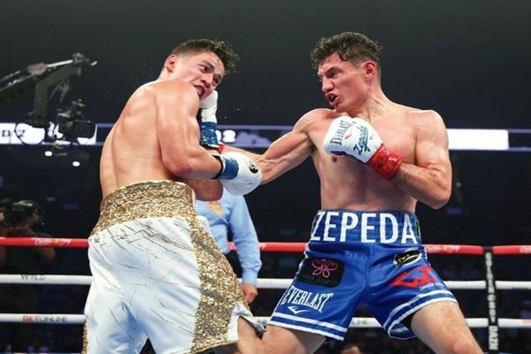 William Zepeda overwhelms Giovanni Cabrera