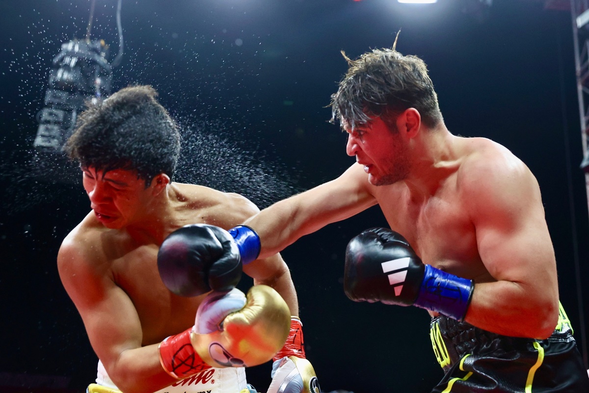 All_it_takes...photo_by_Mikey_Williams_-_Top_Rank.jpg