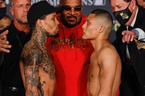 Pitbull Cruz vs. Tank Davis - Give the people what they want!