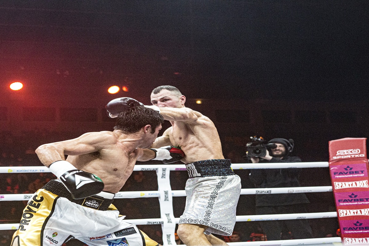 VIKTOR_POSTOL_vs_ANDRES_TEJADA VIKTOR_POSTOL_vs_ANDRES_TEJADA