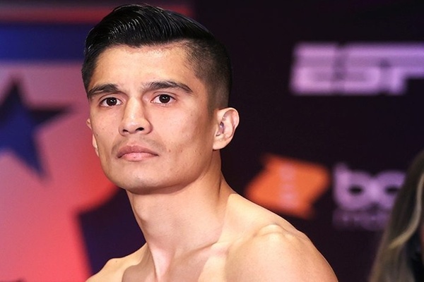 Joet Gonzalez still right in the title mix at featherweight