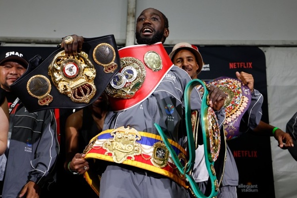 Terence &ldquo;Bud&rdquo; Crawford announces retirement