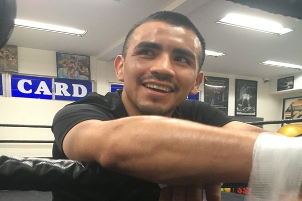 Looking Back &ndash; Frankie Gomez