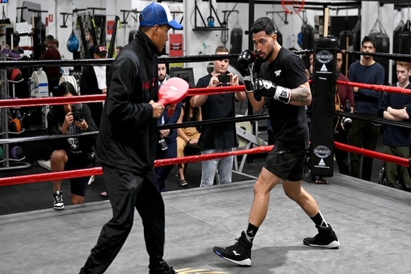 Mendoza - Tellez in battle of former champs